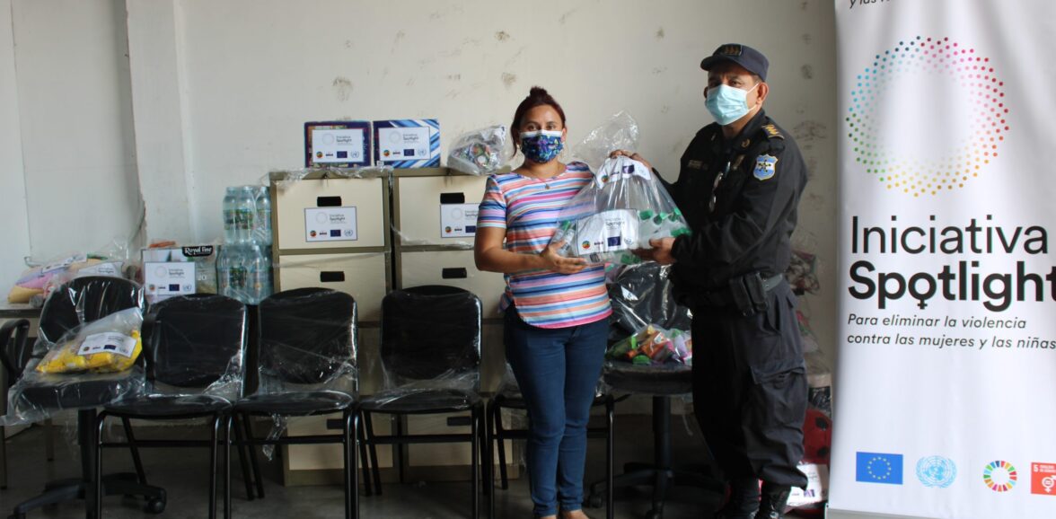 ORMUSA entregó materiales, equipo y mobiliario de oficina para fortalecer servicios de atención especializada en UNIMUJER-ODAC