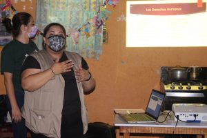 Lee más sobre el artículo ORMUSA en el territorio, capacita sobre derechos humanos y violencia contra la mujer a mujeres de Olocuilta
