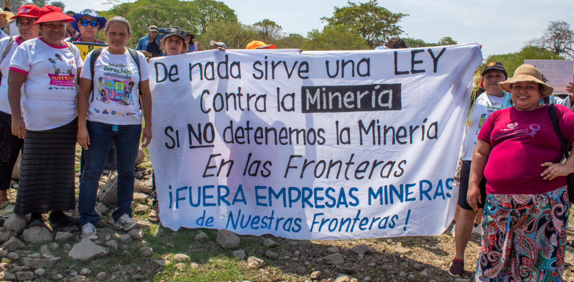 ORMUSA en territorio participa en la cuarta marcha acuática en contra del proyecto minero Cerro Blanco