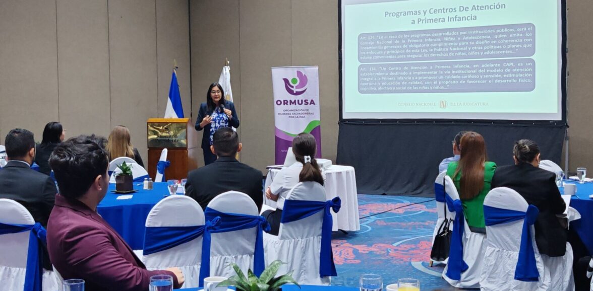 Conferencia sobre implicaciones de la Ley Crecer Juntos en el ámbito laboral