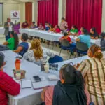 ORMUSA presenta a mujeres organizadas de Zacatecoluca el proyecto Voz y Liderazgo de las Mujeres Renovado