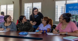 Lee más sobre el artículo Mujeres de La Libertad Centro fortalecen sus capacidades para la vocería y la incidencia comunitaria