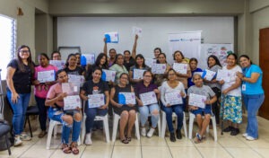 Lee más sobre el artículo Mujeres de La Libertad Centro fortalecen sus capacidades de vocería para impulsar sus propuestas en el territorio